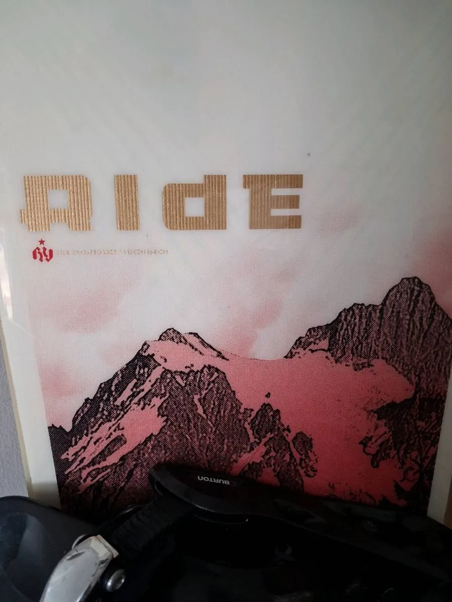Snowboard - Image 3