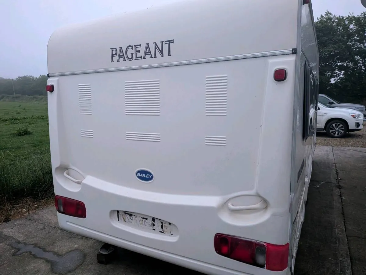 Caravan - Image 4