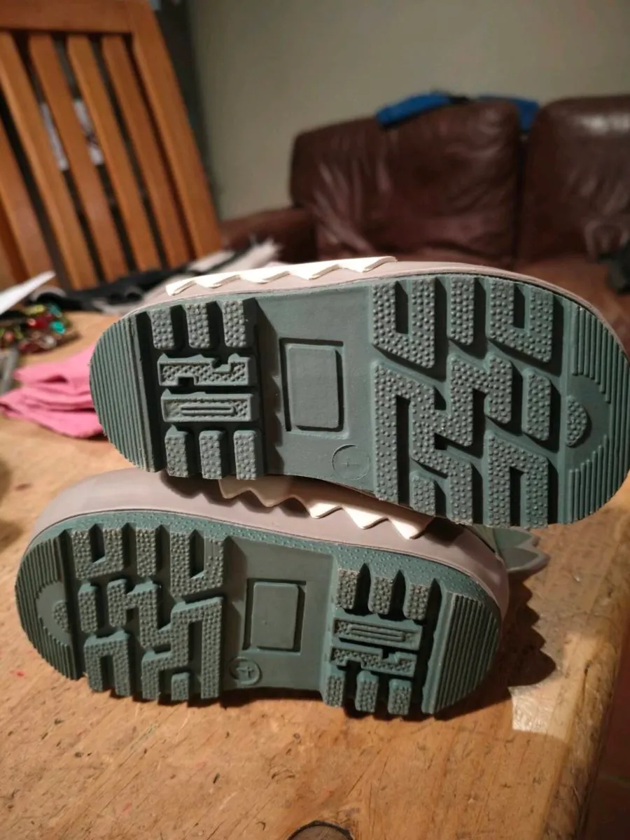 Boys Next wellies, new never worn. Size 4 €8 - Image 4