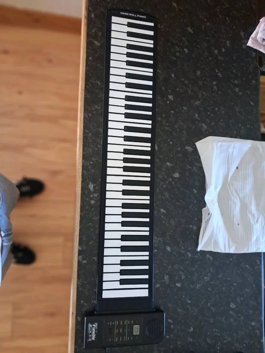 FOLDABLE PIANO - Image 4