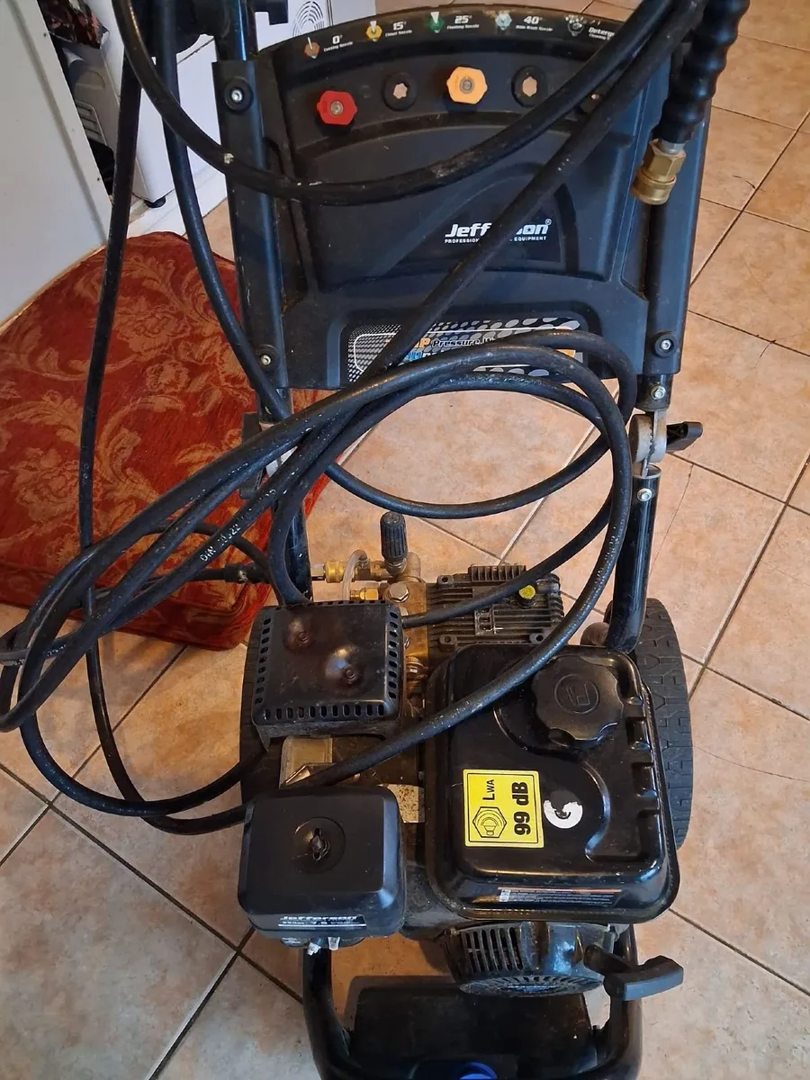POWER WASHER JEFFERSON 7.5 HP + EXTRAS - Image 1