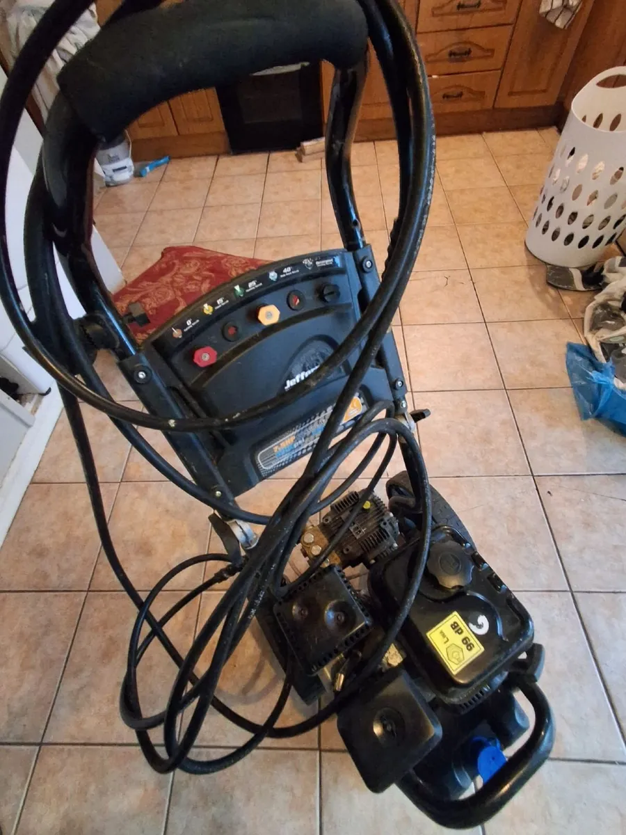 POWER WASHER JEFFERSON 7.5 HP + EXTRAS - Image 3