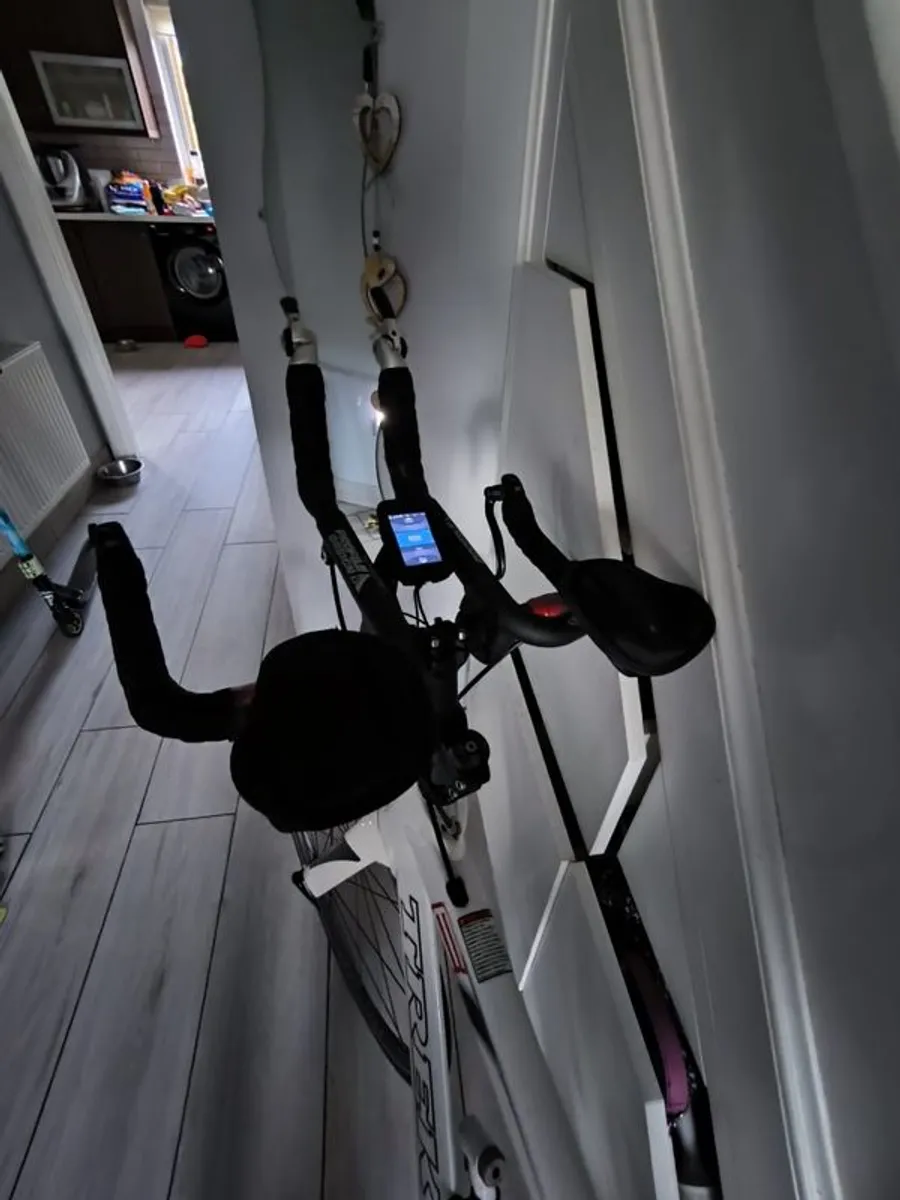 Trek Equinox ZR9000 Alpha - Image 1
