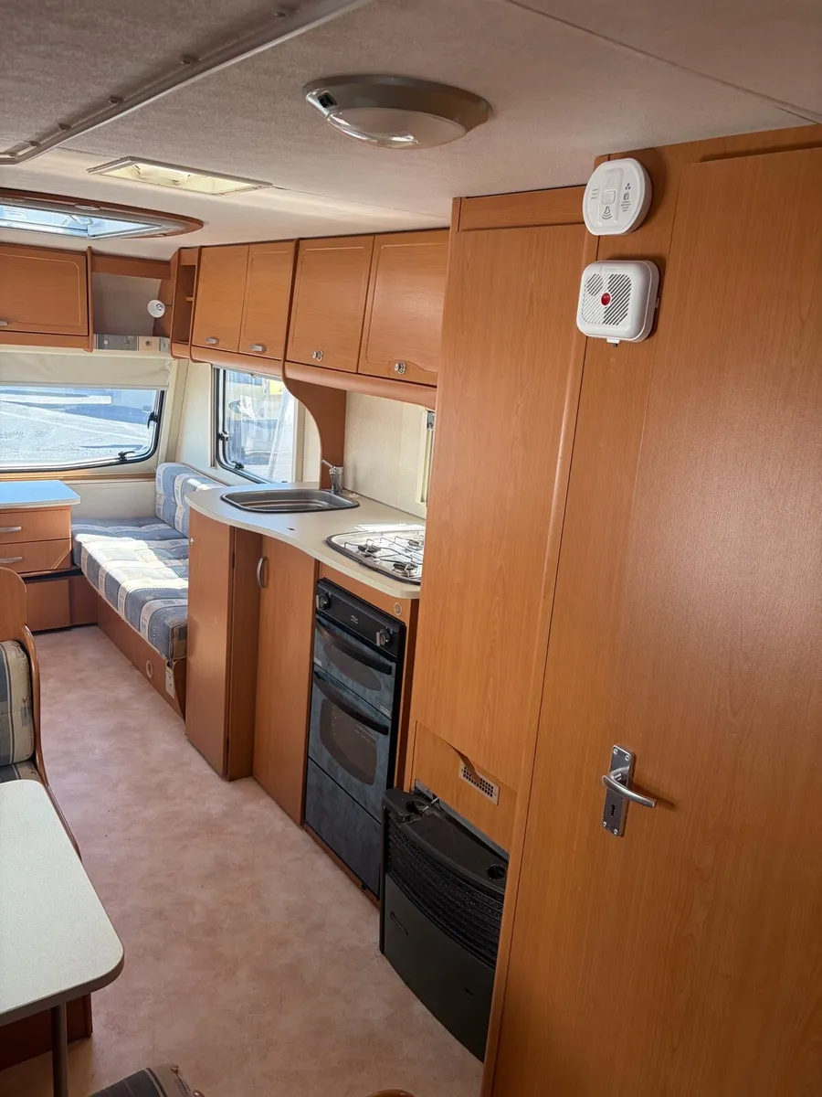 2006 Bailey ranger 6 berth single axle - Image 2