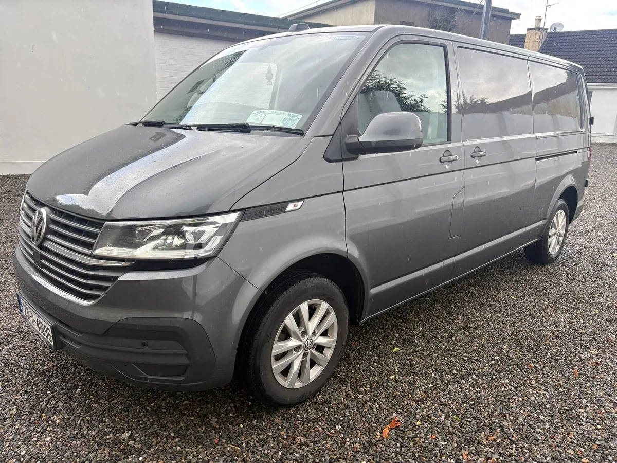 2023 Volkswagen Transporter Auto DSG….