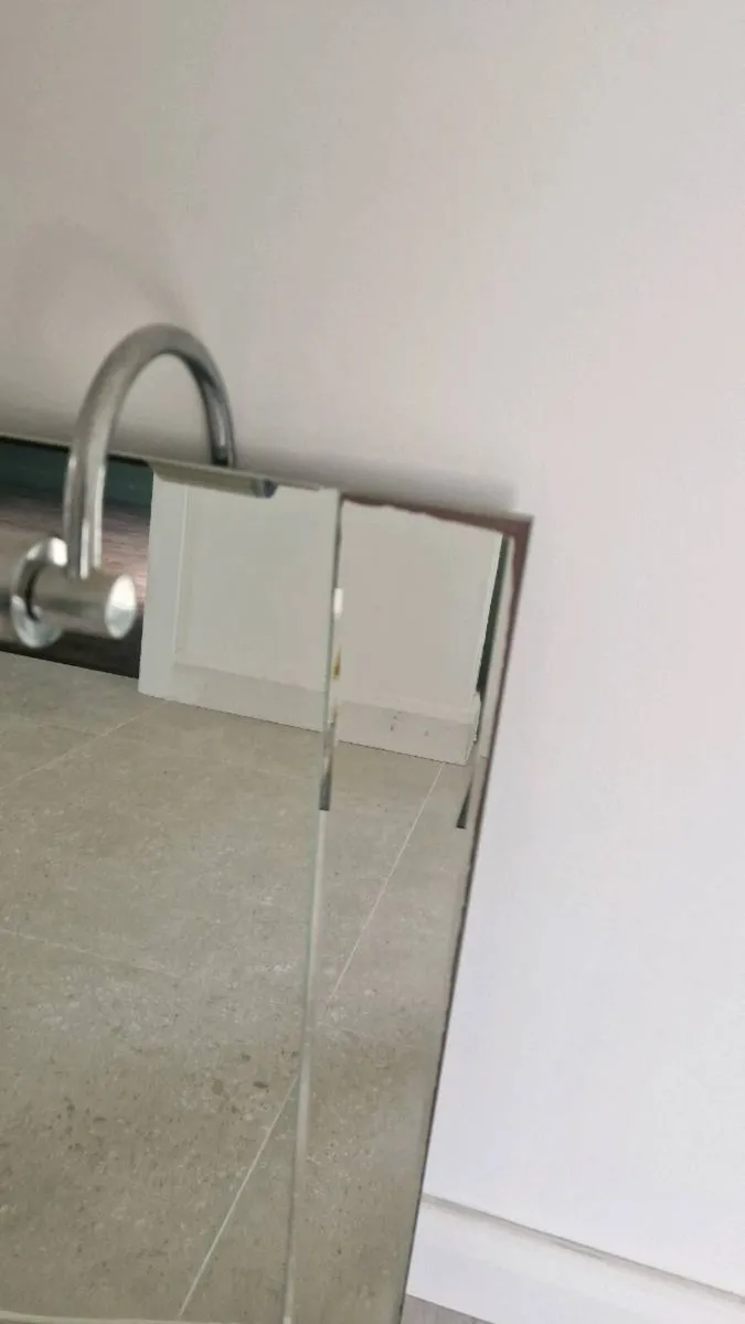 Bathroom Mirror & light - Image 3