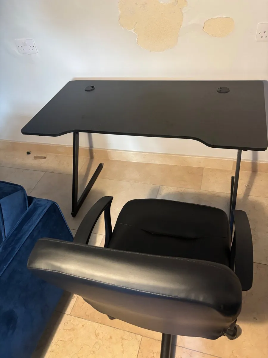 Work Table and Ergonomic Work chair - Image 1