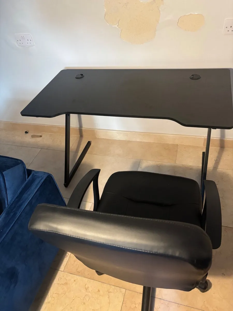 Work Table and Ergonomic Work chair - Image 2