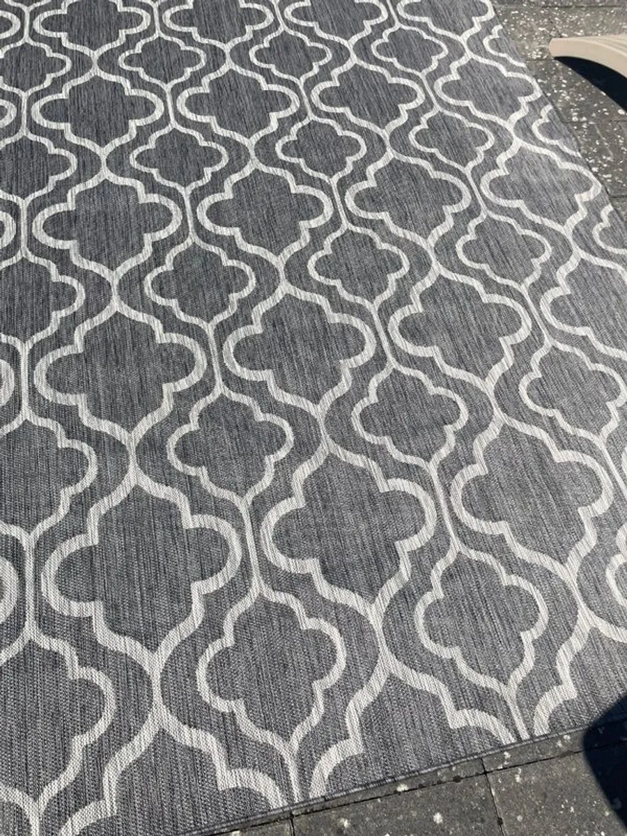Grey Trellis Outdoor Rug - Image 3