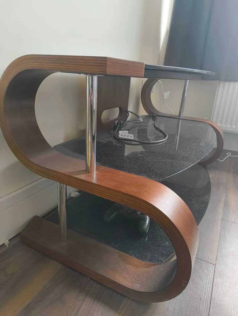 TV stand - Image 3