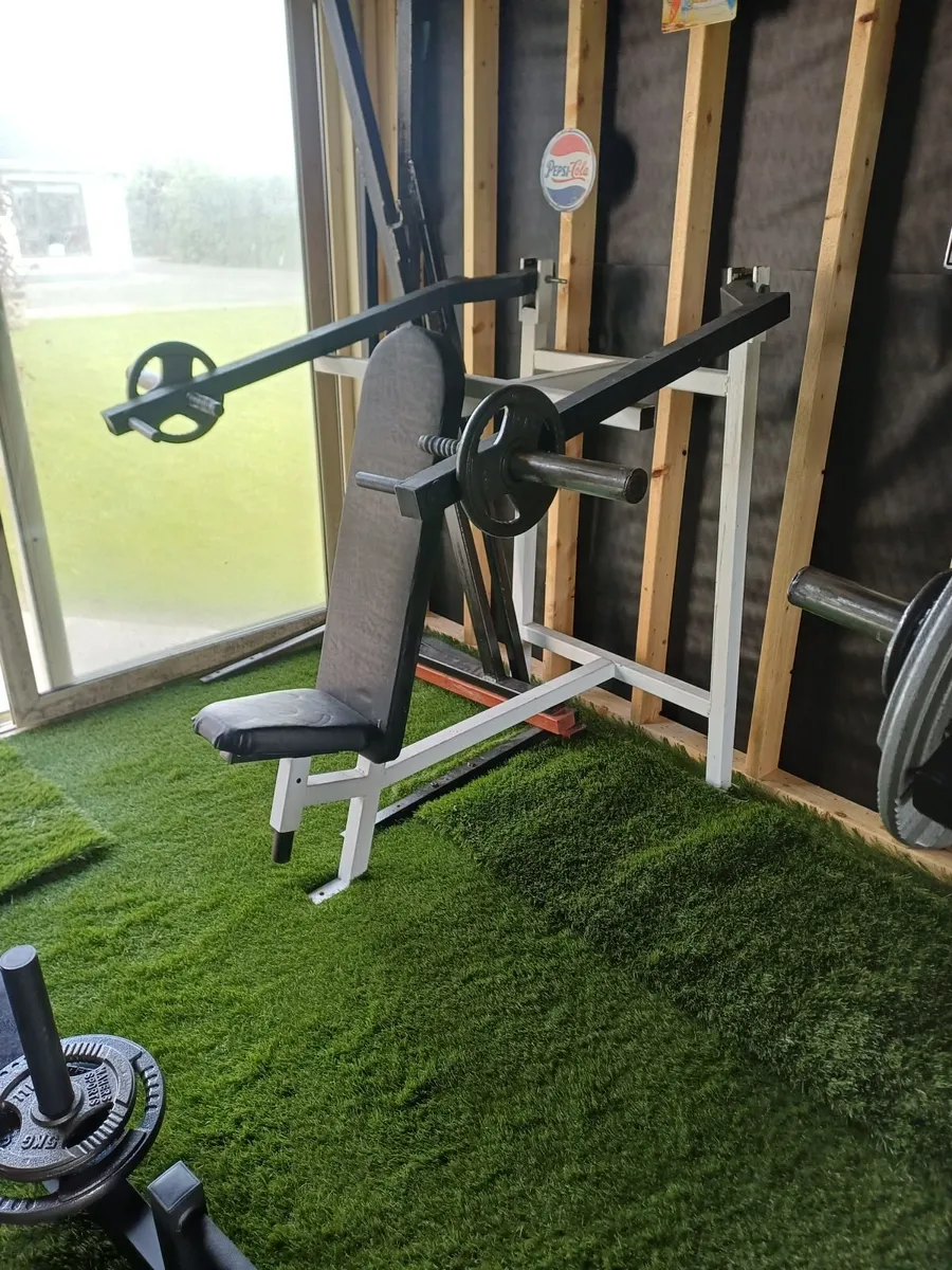 Shoulder press - Image 1