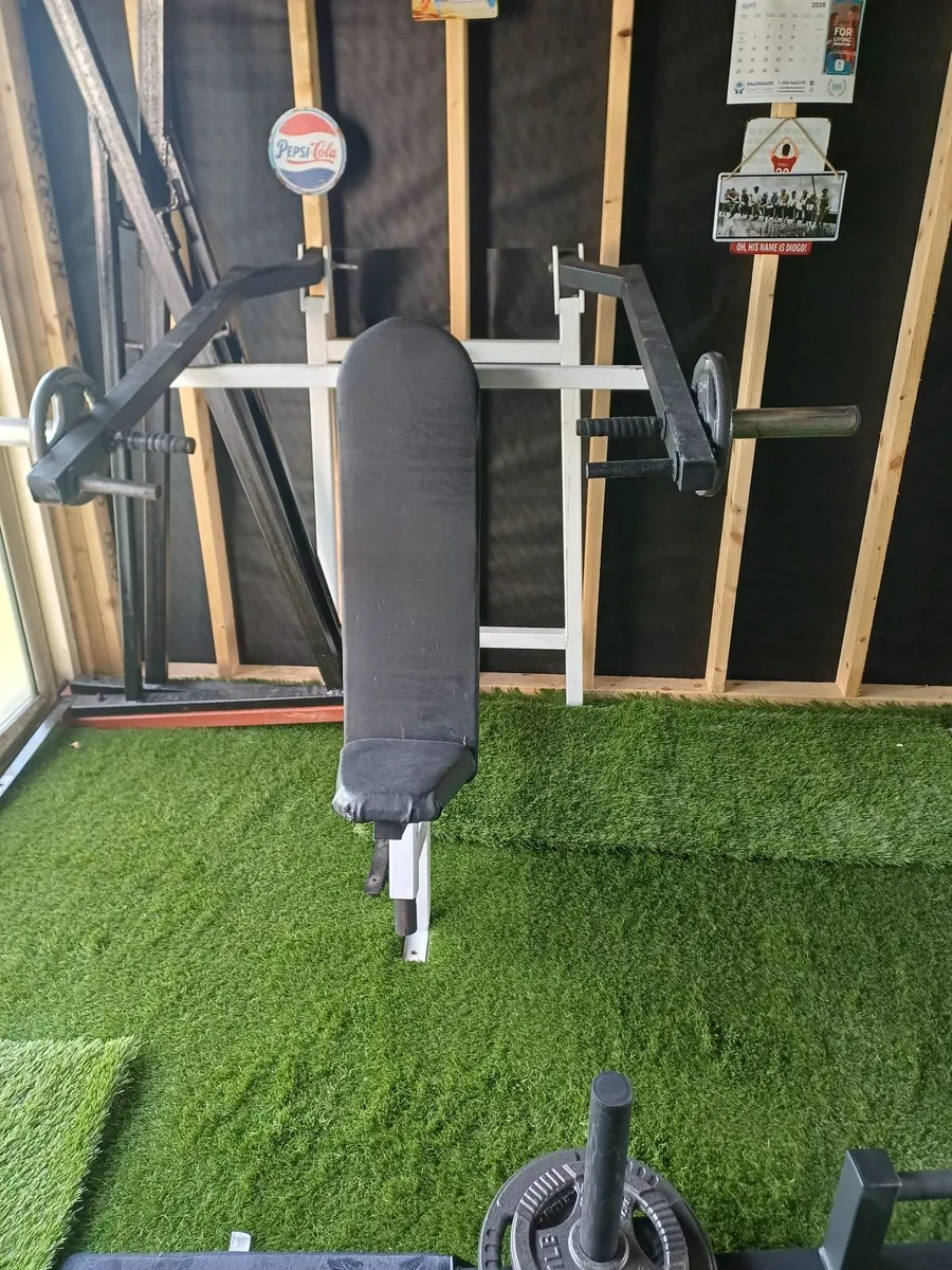 Shoulder press - Image 2