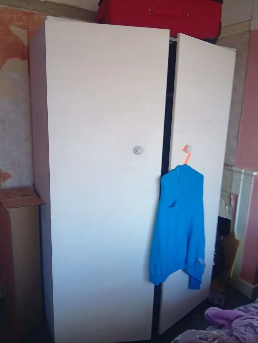 wardrobe