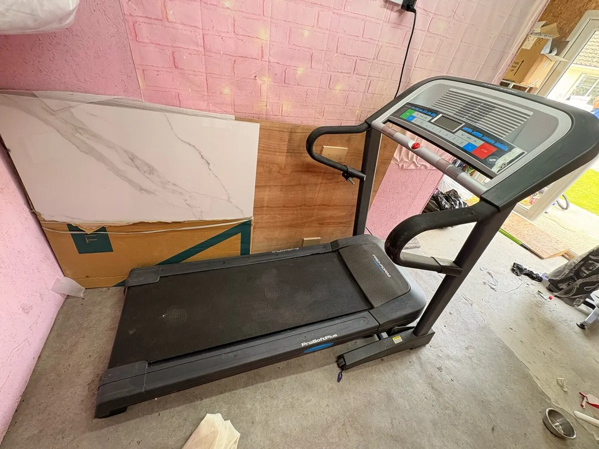 Treadmill - Image 1