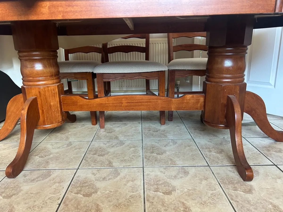 Solid Oak Dining Table & 6 Chairs - Image 2