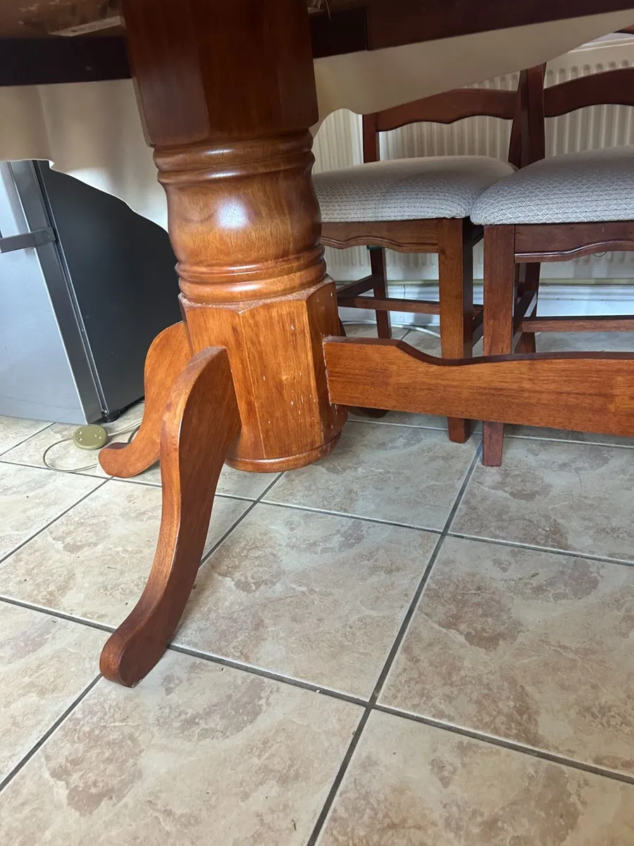 Solid Oak Dining Table & 6 Chairs - Image 3