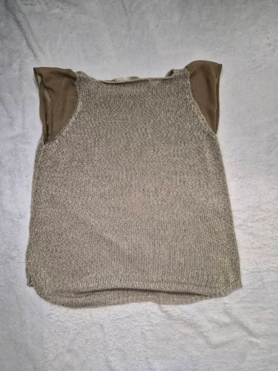 Women's Long and Short Sleeve Tops - Image 4
