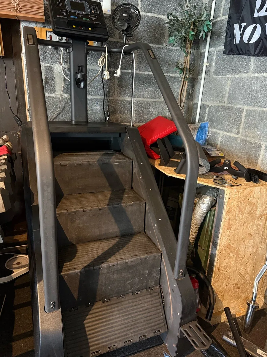 Stairmaster (not working) FREE - Image 2
