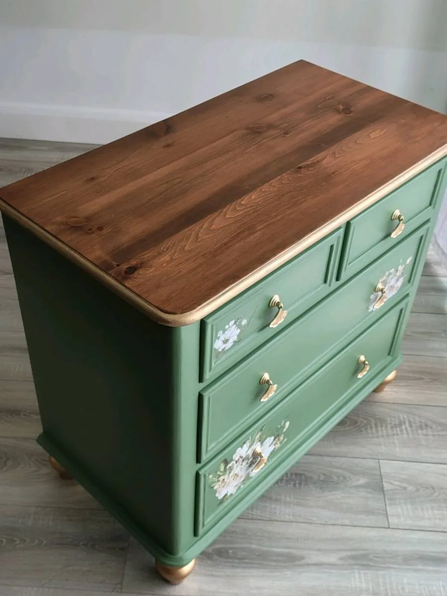 Vintage chest of drawers - Image 4