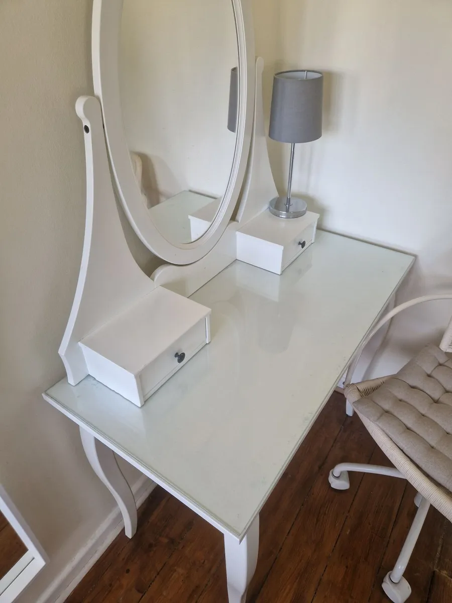 Vanity table and Chair - Image 1