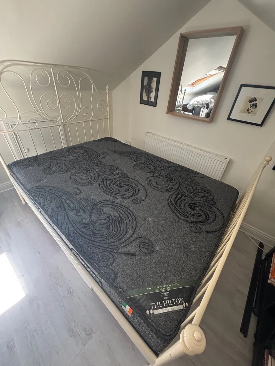 Interior Items for Sale, Bray - Image 4