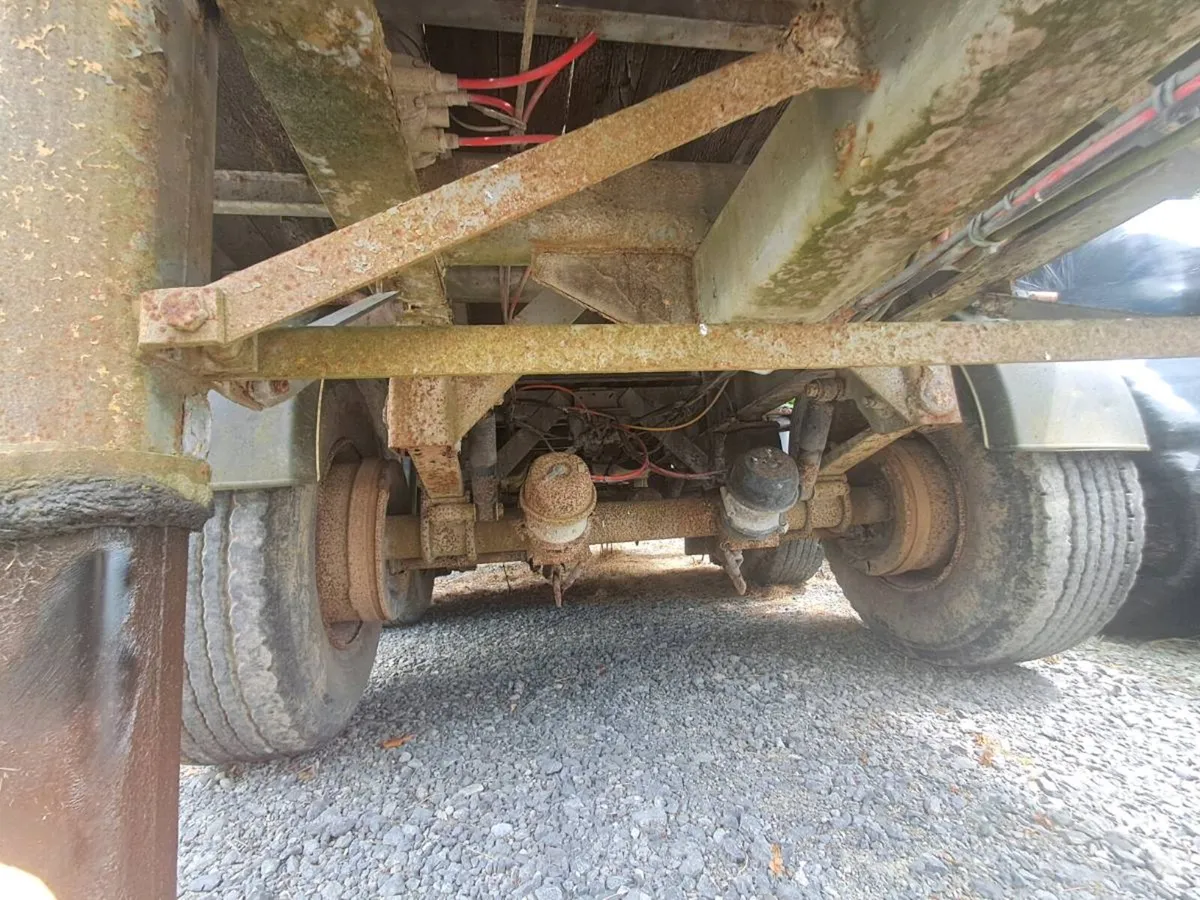 Truck Trailer - Image 4