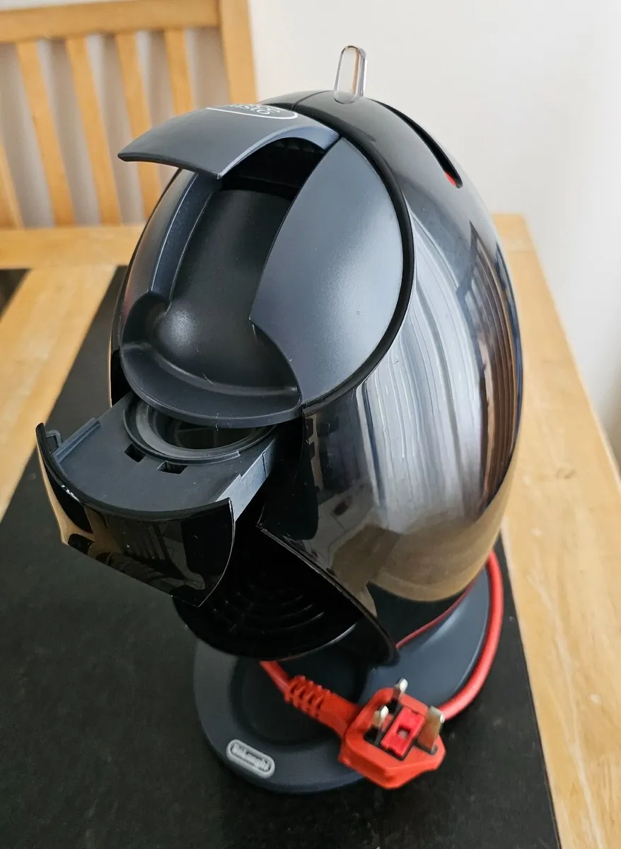 Coffee Machine Dolce Gusto nescafe de longhi - Image 2