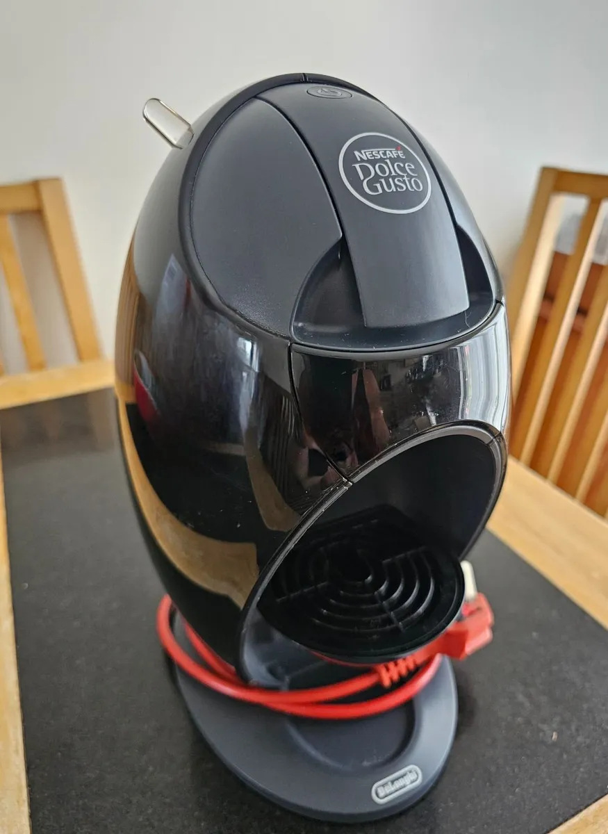 Coffee Machine Dolce Gusto nescafe de longhi - Image 3