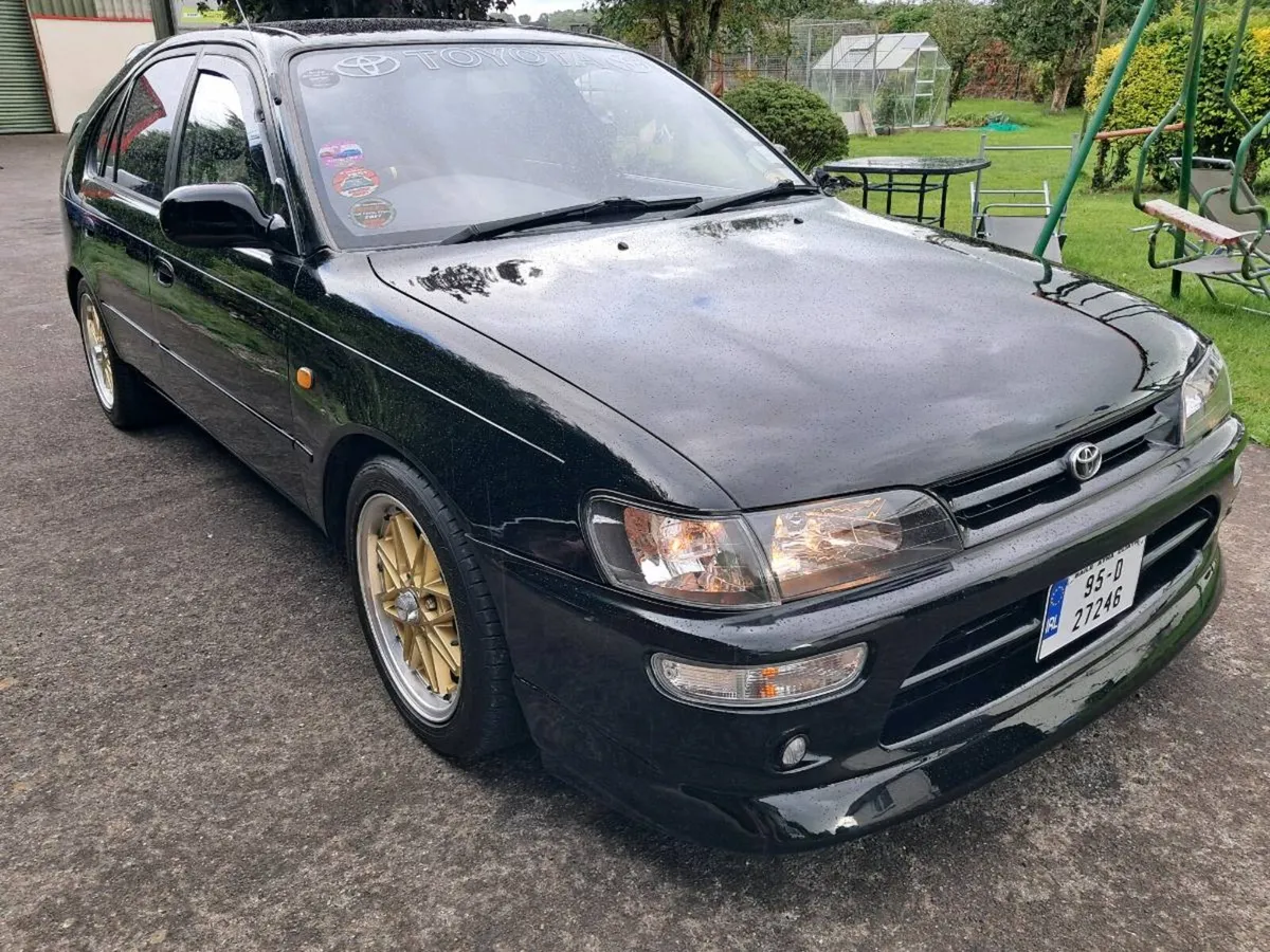 Toyota Corolla - Image 1