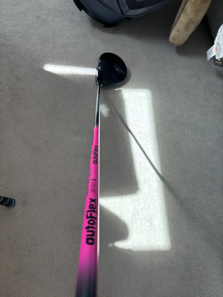 Golf summer Clearance - Image 1