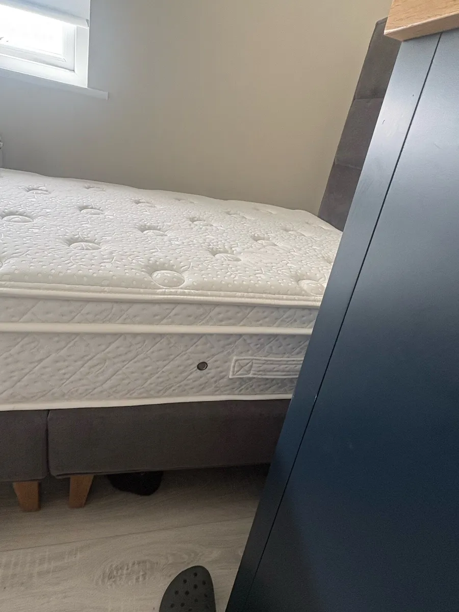 Single bed - Image 3