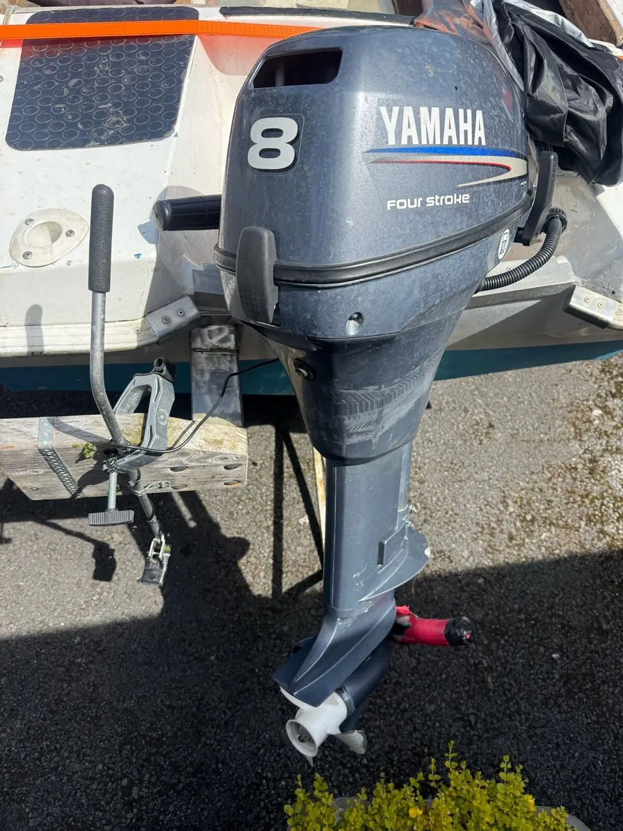 Fishing boat and trailer - Image 3
