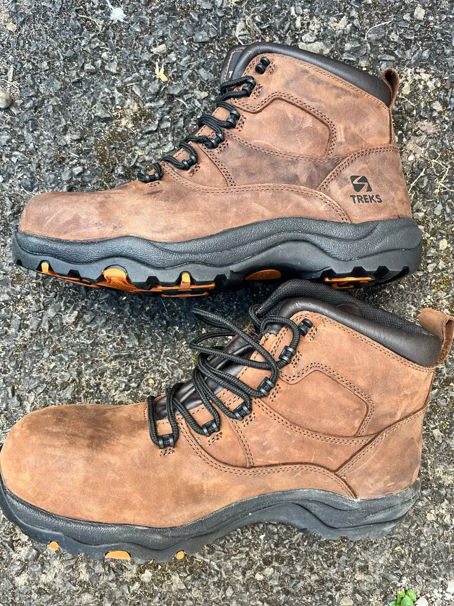 For sale new safety waterproof boots - Image 3