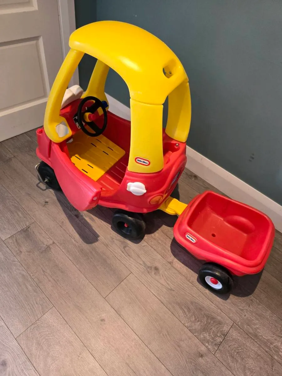 Little tikes car and trailer - Image 2