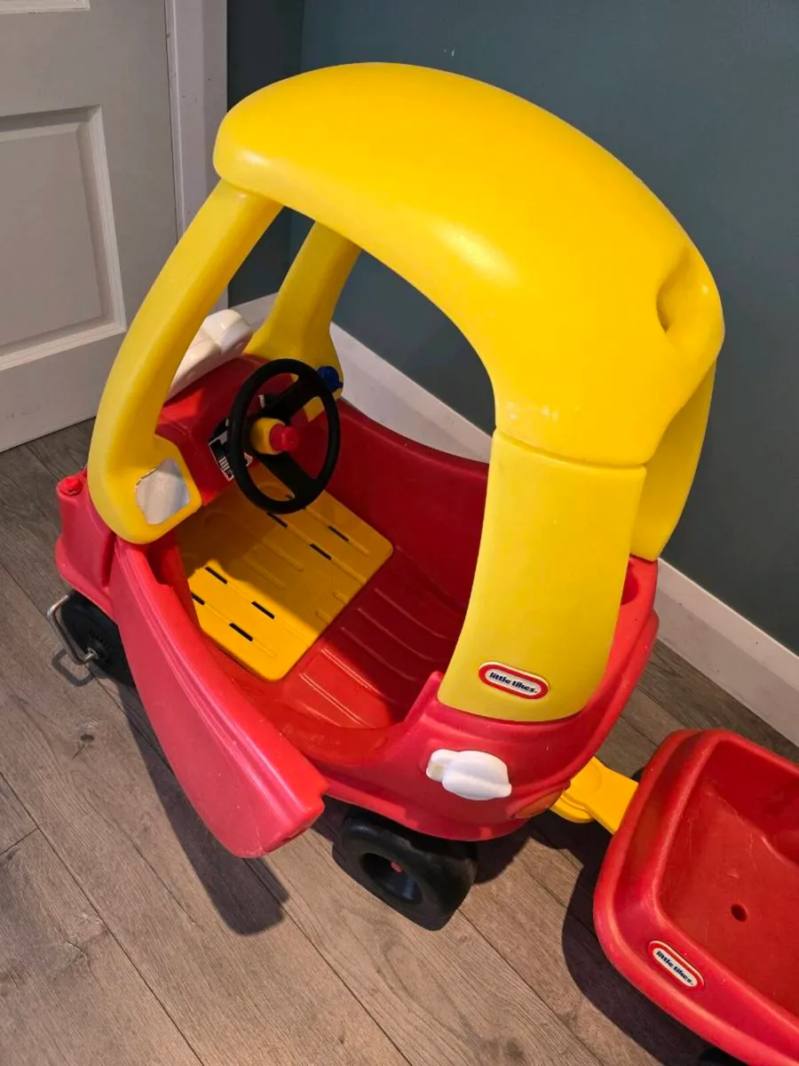 Little tikes car and trailer - Image 3