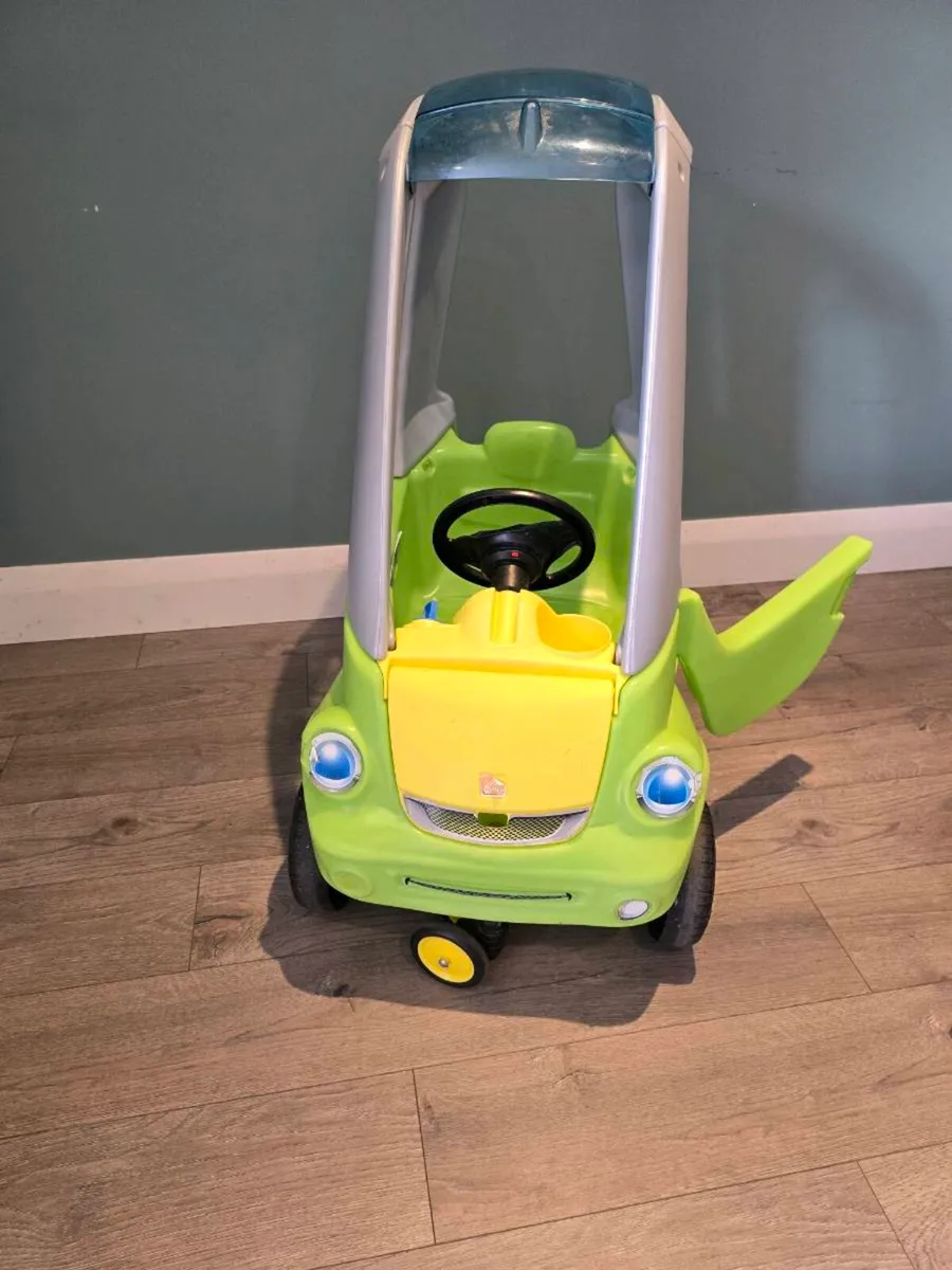 Step 2 green Car - Image 1
