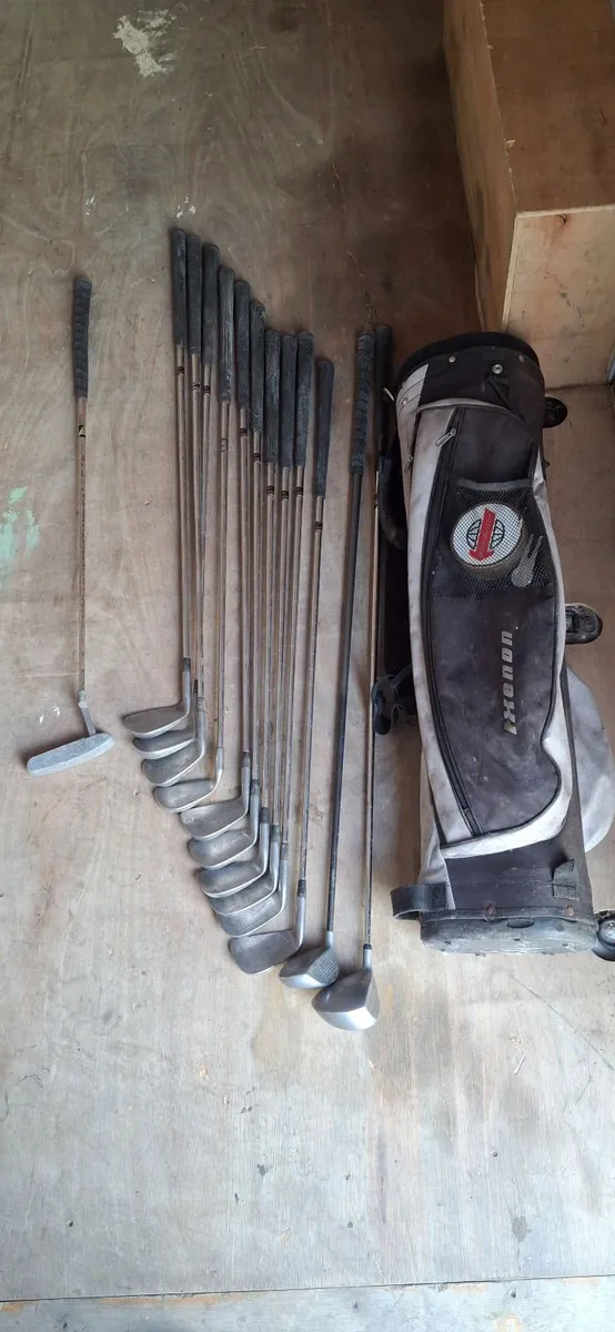 Golf clubs and bag - Image 3