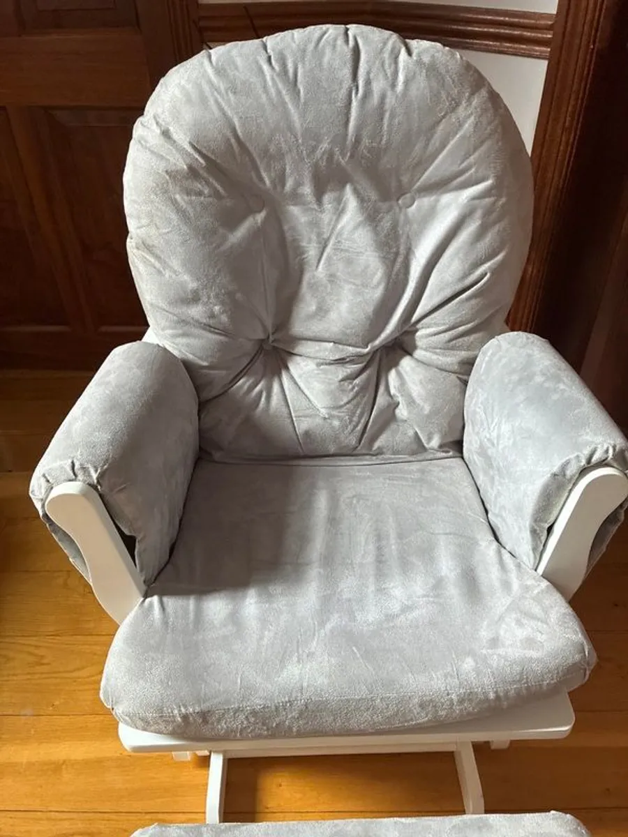 Nursery rocking chair. Babylo Brompton Glider & Footstool - Image 2