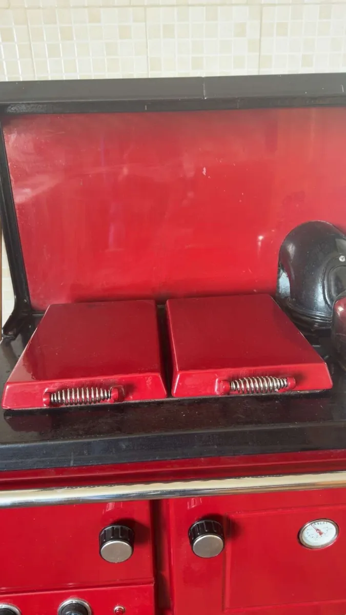 Vintage Stanley 60K Oil Range Cooker – Waterford S - Image 2