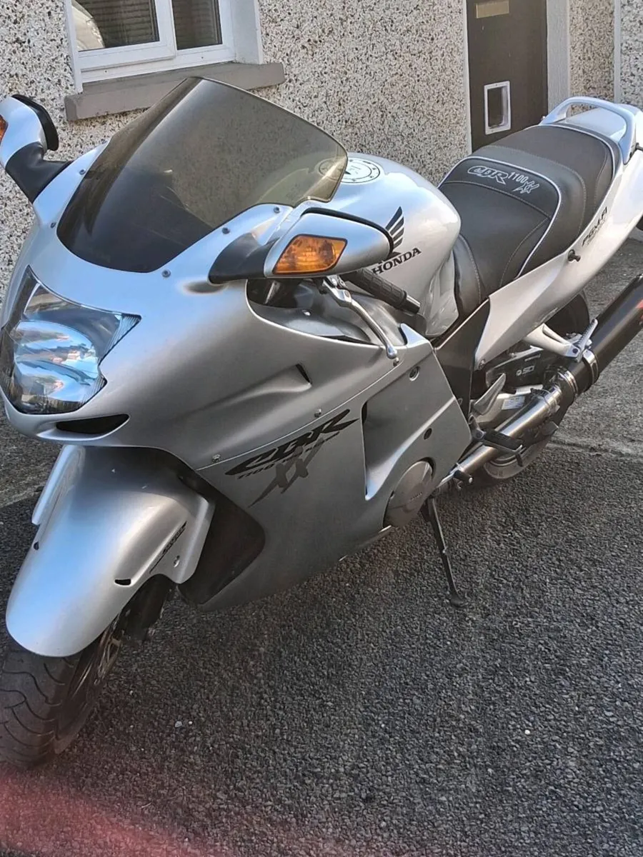 Honda blackbird cbr1100xx - Image 1
