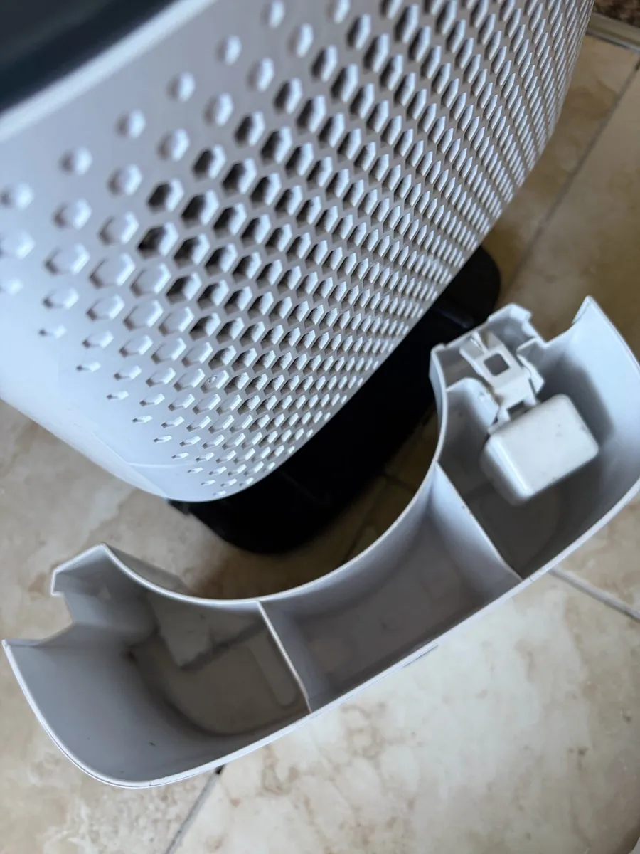 Swan 10 litre dehumidifier - Image 2