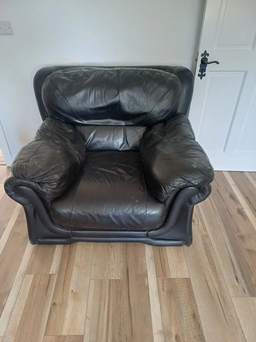 Couch - Image 1