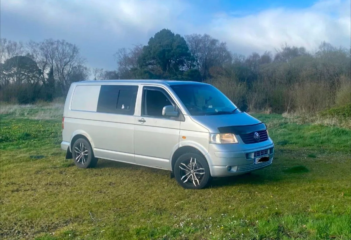 VW Transporter Campervan - Image 2