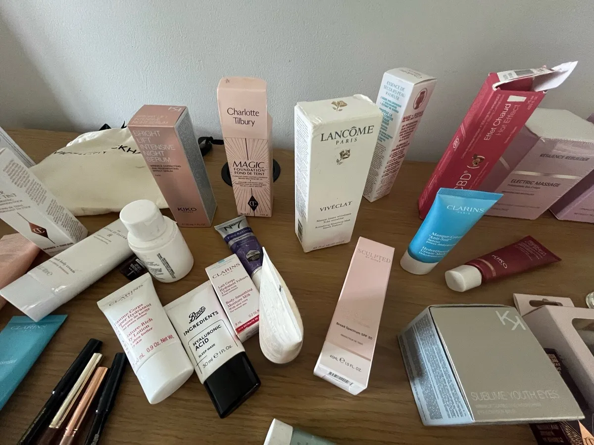 Cosmetics - Image 3