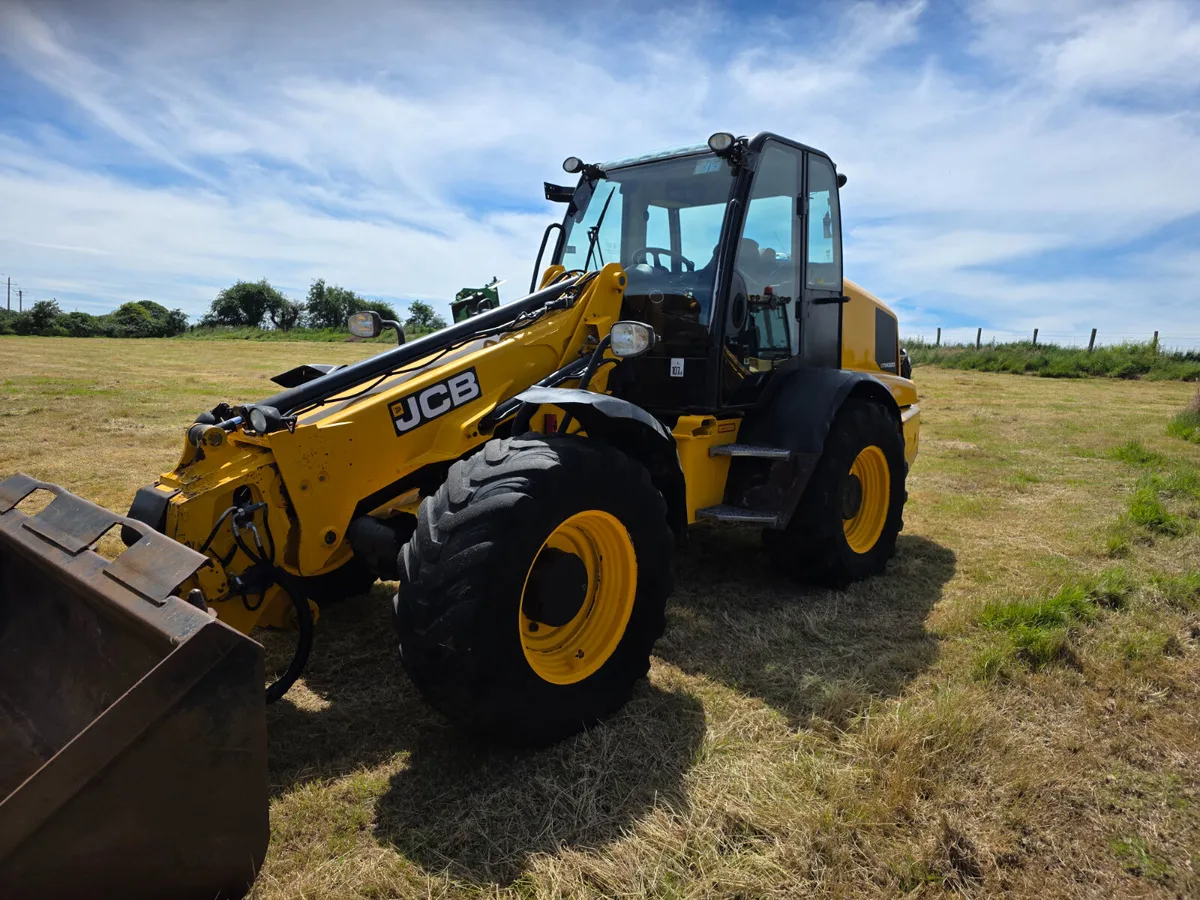 Jcb 320s  no vat - Image 3
