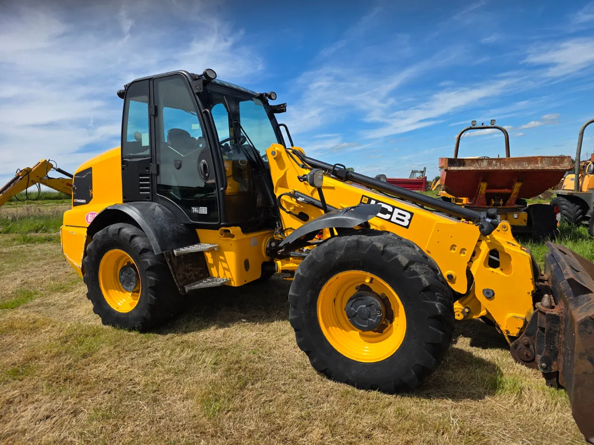 Jcb 320s  no vat - Image 2