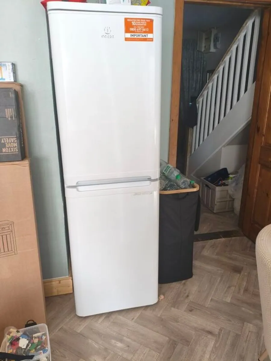 indesit fridge - Image 1
