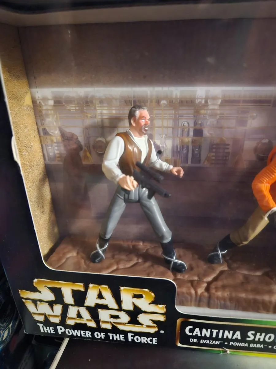 Star Wars Cantina Bar Showdown - Image 2
