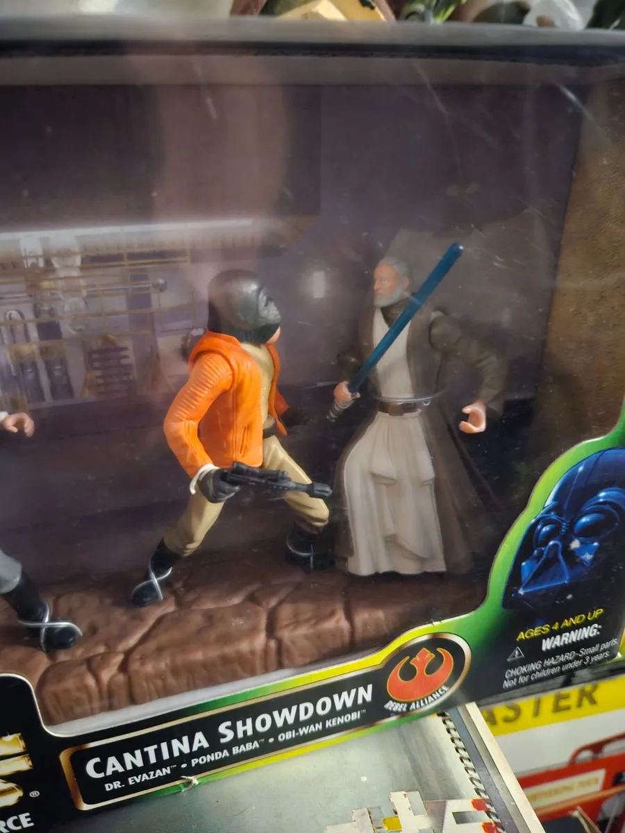 Star Wars Cantina Bar Showdown - Image 3