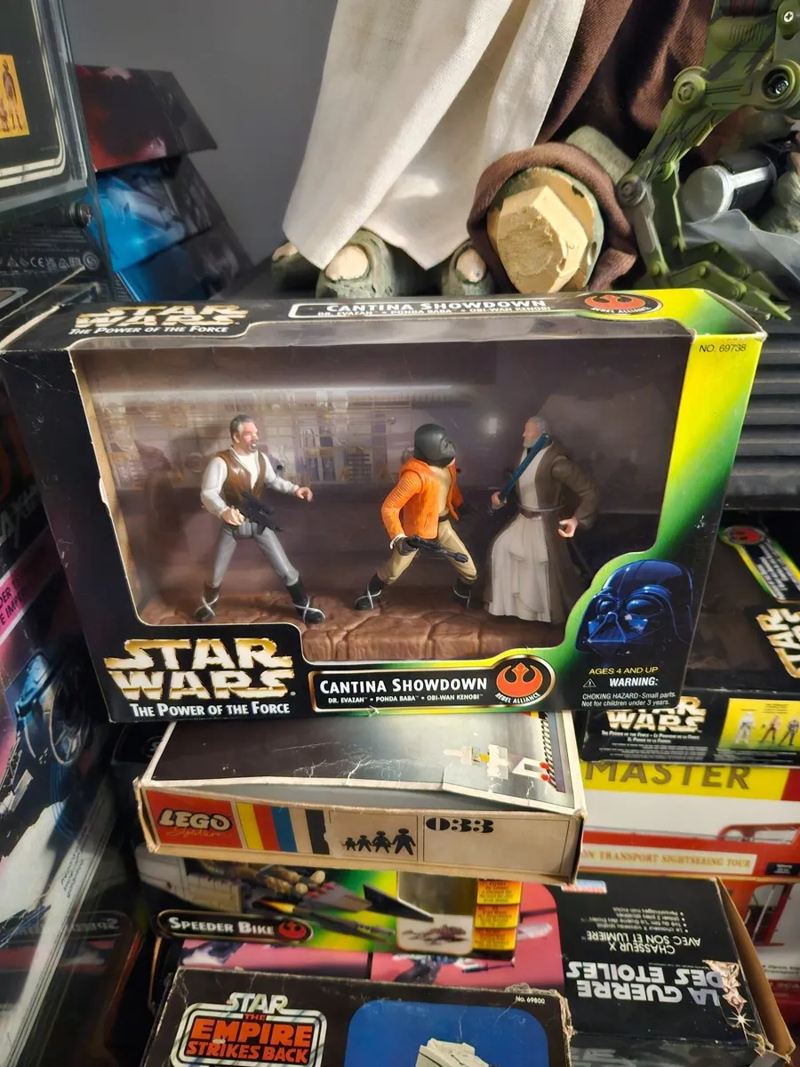 Star Wars Cantina Bar Showdown - Image 1
